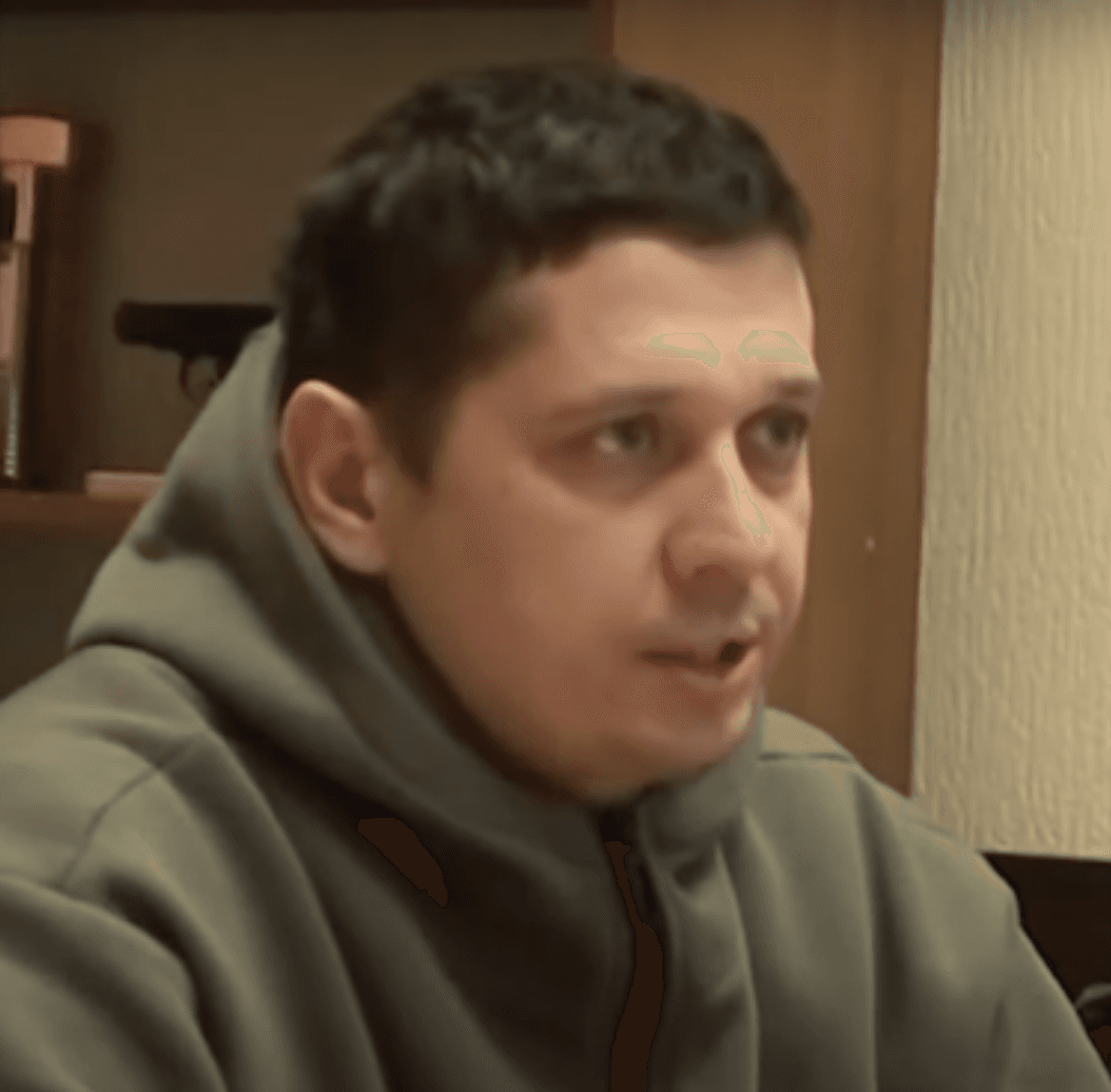 Дзяніс Валер'евіч Сакалоў