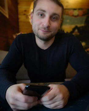 Denis Grigorievich Lyakhar