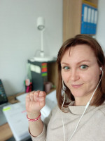 Павлова Ольга, гражданская активистка. Ищу удалённую работу или работу во Вроцлаве (Польша) . Опыт работы в сбыте (прием заказа, составление договора, подписание, отгрузка),
 работа с клиентами. Также имею опыт работы в маркетинге (косметология),  в организации больших мероприятий, обучений, большой опыт публичных выступлений. Окончила курс SEO, прохожу обучение по созданию сайтов на Wordpress. Знание языков: Белорусский, Русский, Английский. Высшее медицинское образование (диплом РБ).